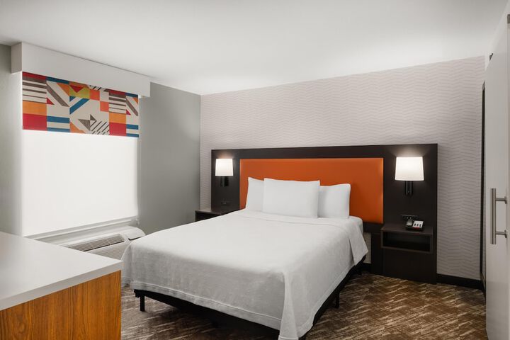 Home2 Suites by Hilton Alexandria