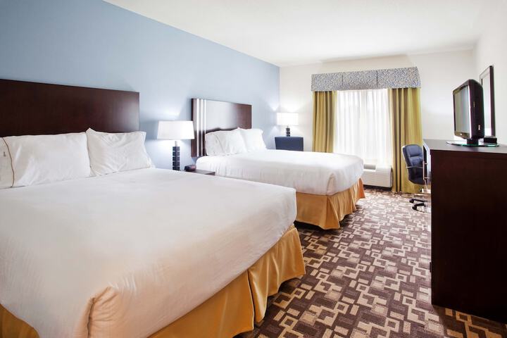Room 14 of 28