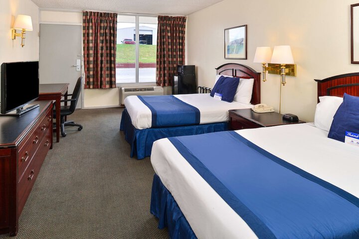 Room 12 of 22