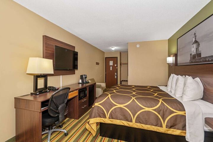 Super 8 by Wyndham Superior WI