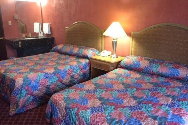 Room 18 of 26