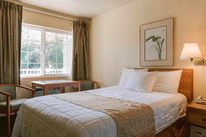 Room 44 of 60