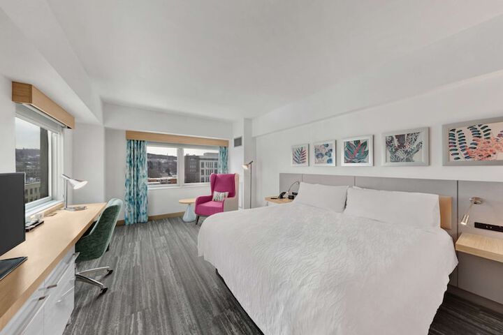 Room 26 of 41
