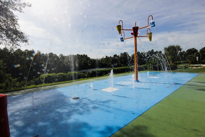 Pool 20 of 60