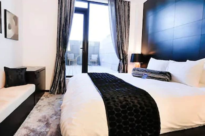 Room 5 of 36