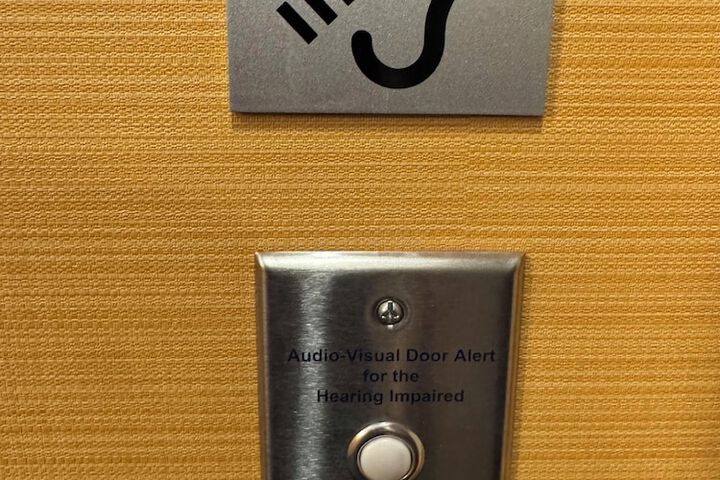 Room 42 of 69