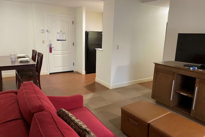 Room 19 of 43