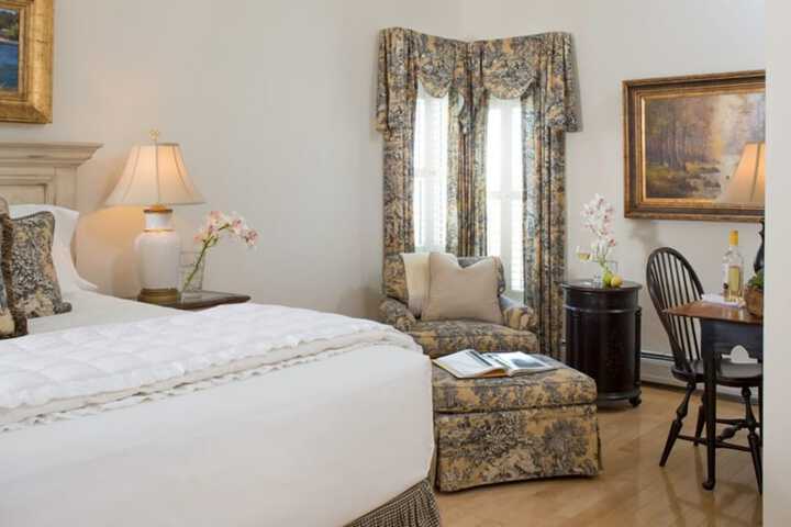 Belfast Bay Inn