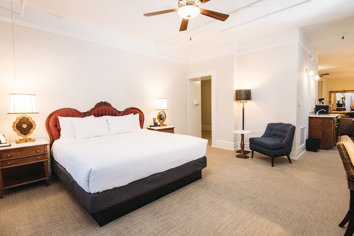 Hotel Colorado