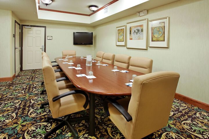 Staybridge Suites Kansas City - Independence by IHG
