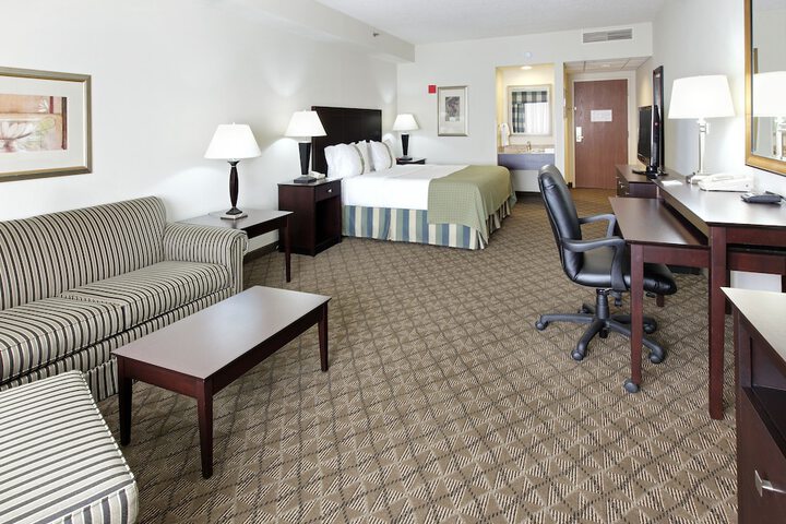 Holiday Inn Springdale / Fayetteville Area by IHG