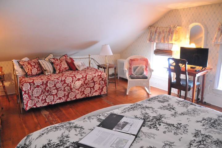 Room 7 of 61