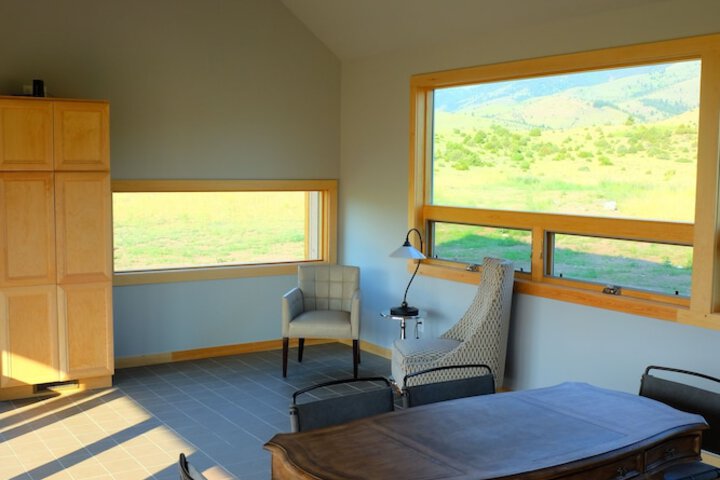 Room 18 of 25