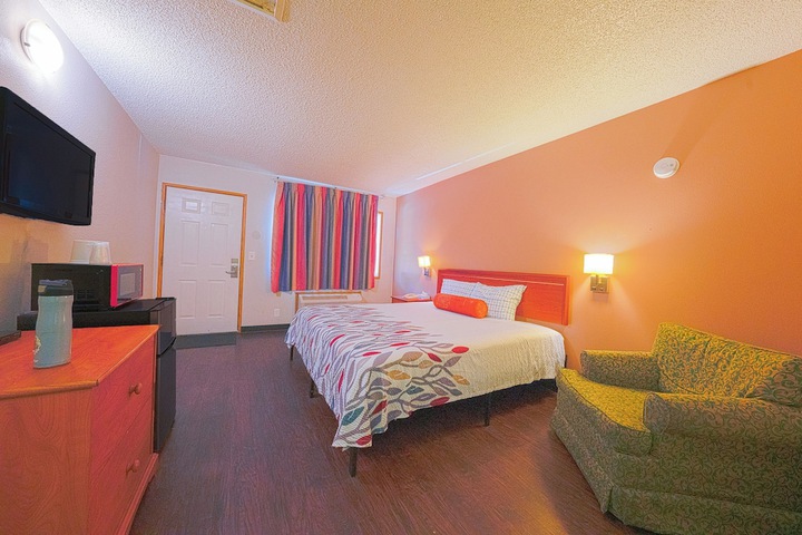 Room 49 of 60