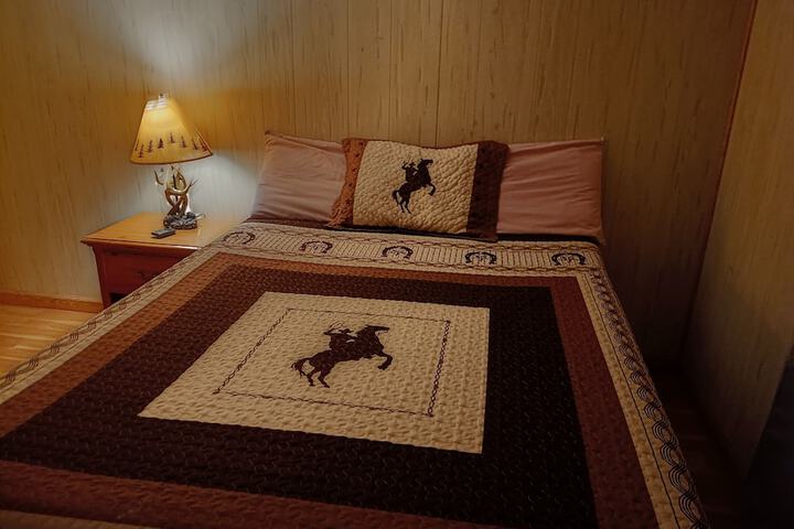 Room 10 of 44