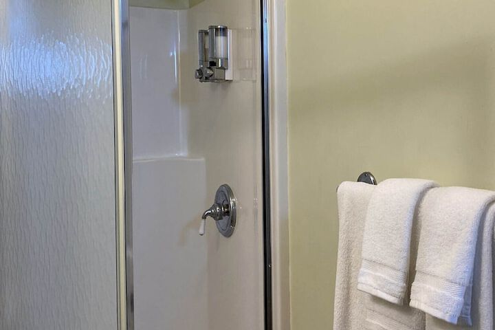 Room 35 of 58