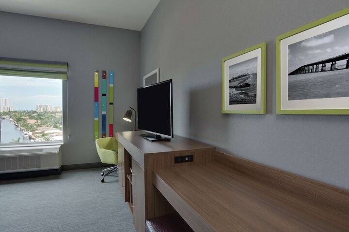 Room 26 of 34