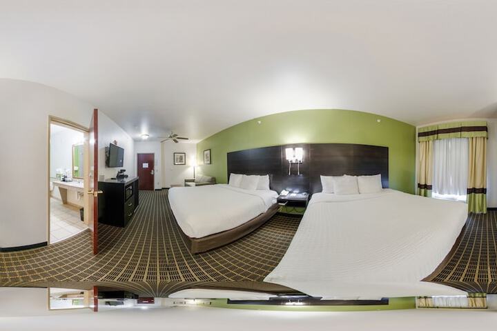 Clarion Inn & Suites Weatherford South