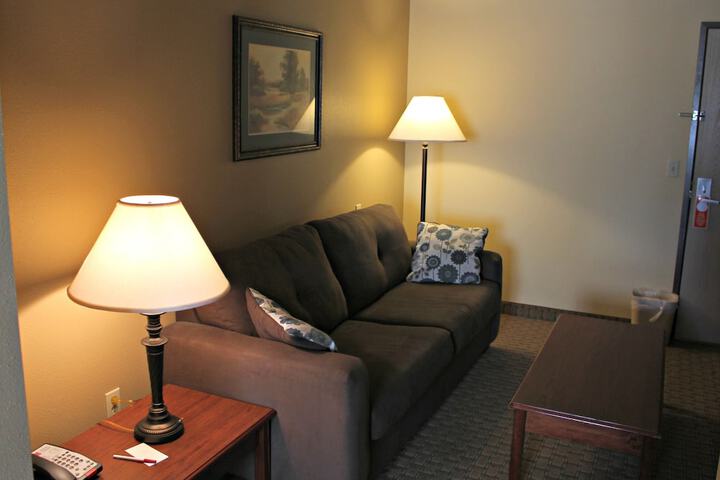 Room 9 of 29