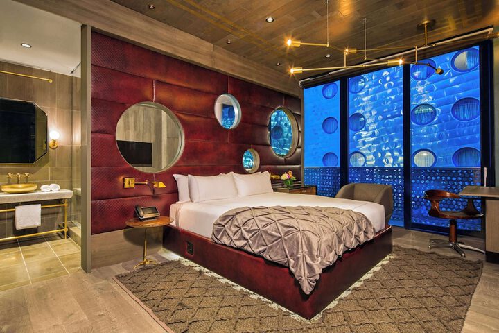 Room 41 of 114