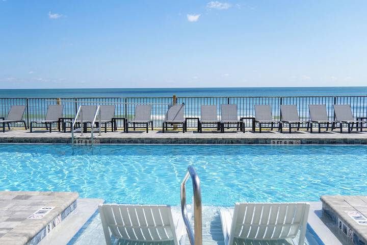 Grand Seas by Exploria Resorts MOD Collection by Sonesta
