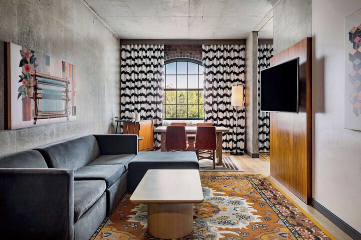 The Loom Hotel Tapestry Collection by Hilton