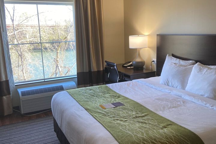 Room 31 of 53