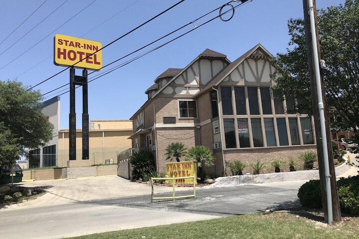 Hotel 2 of 8