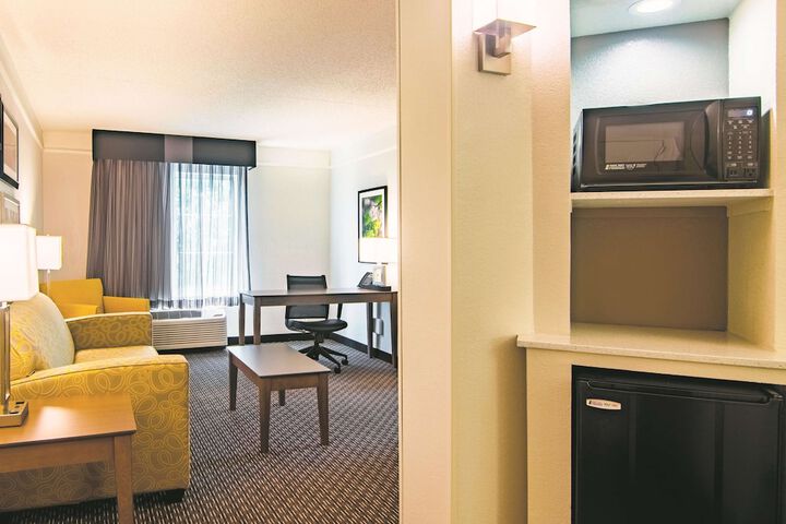 Room 26 of 54