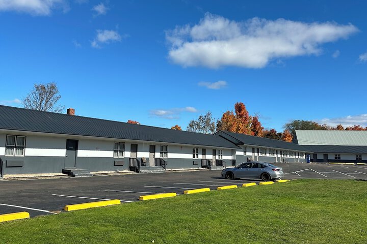 Glengarry Extended Stays