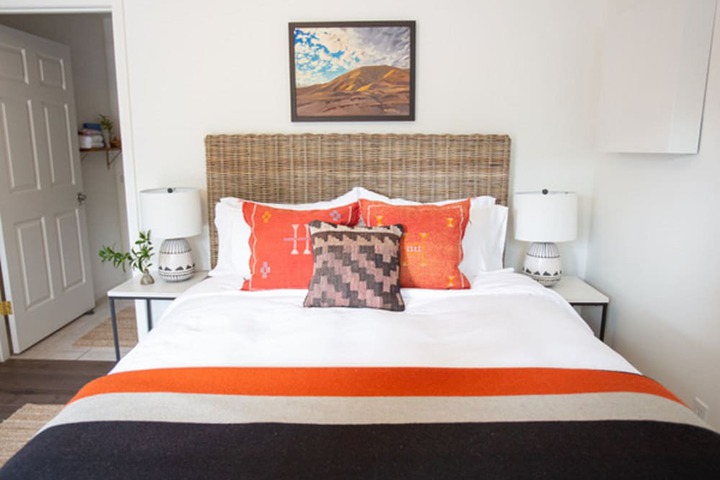 Room 32 of 50