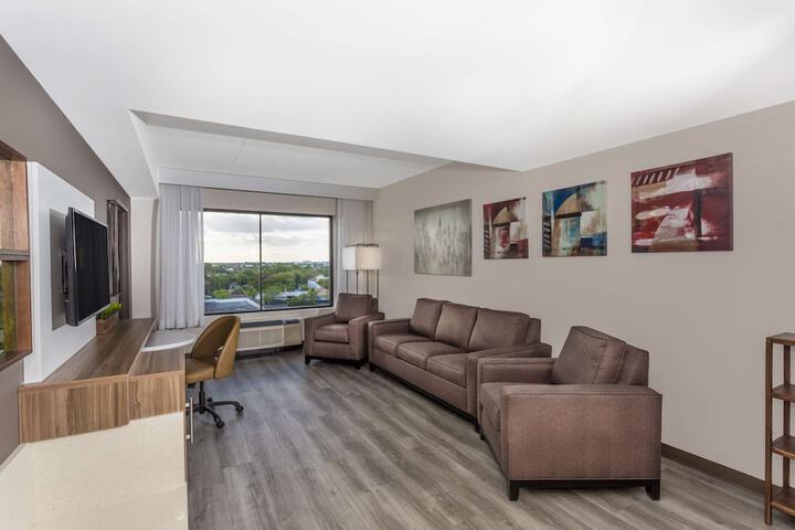 Wyndham Garden Ft. Lauderdale Airport & Cruise Port