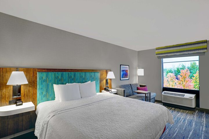 Hampton Inn Utica