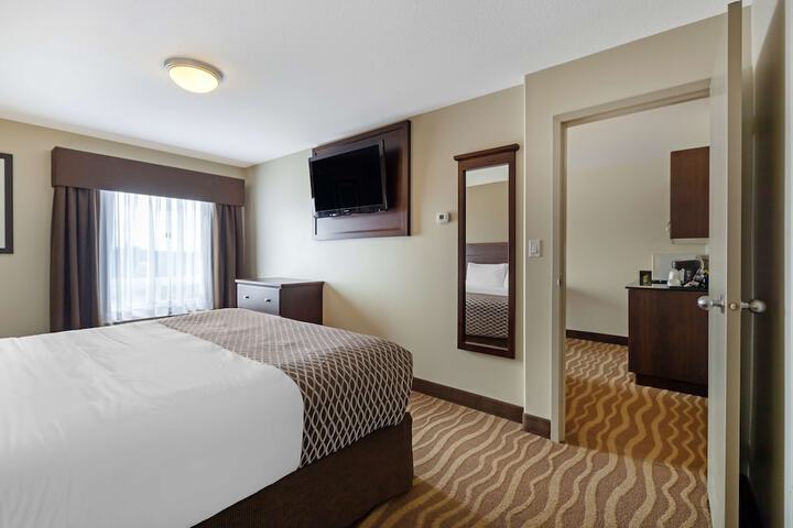 Room 10 of 39