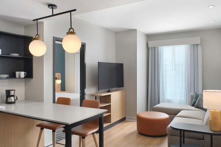 Hyatt House Schenectady / Mohawk Harbor