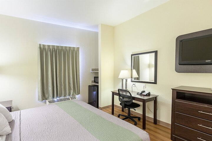 Room 28 of 34