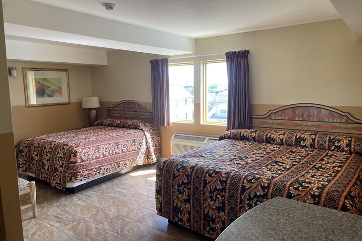 Sea Palace Inn