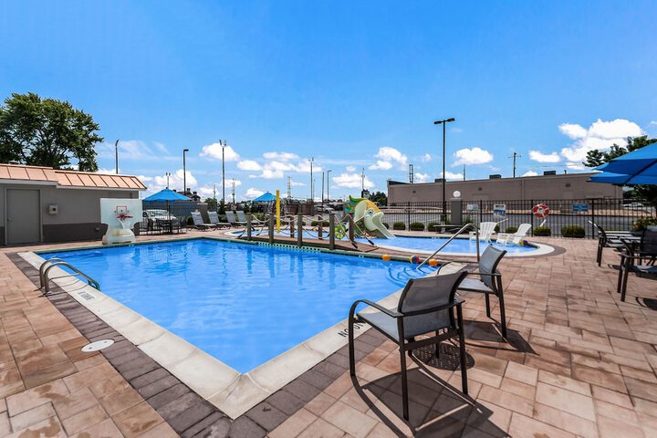 Pool 6 of 32