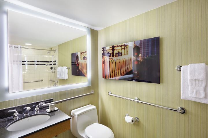 Hilton Newark Airport