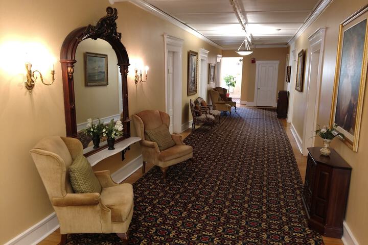 Thayers Inn
