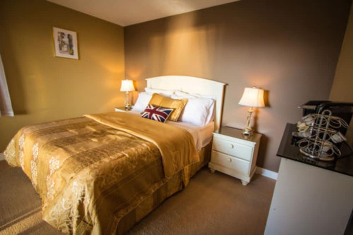 Room 10 of 22