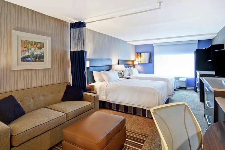 Room 17 of 40