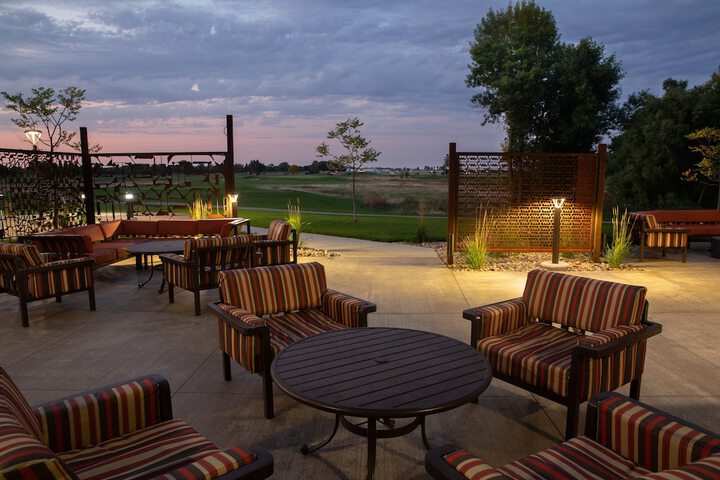 Holiday Inn & Suites Sioux Falls - Airport by IHG