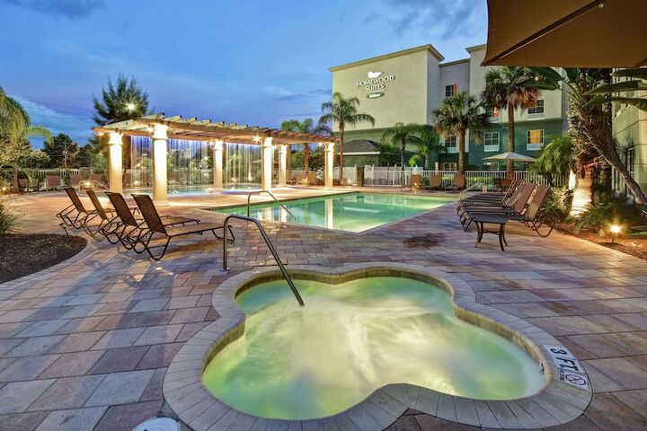 Pool 11 of 58