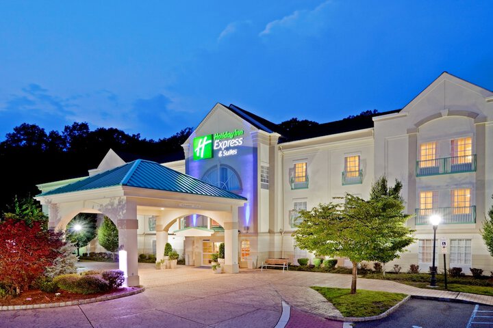Holiday Inn Express Hotel & Stes Mt. Arlington Rockaway Area by IHG