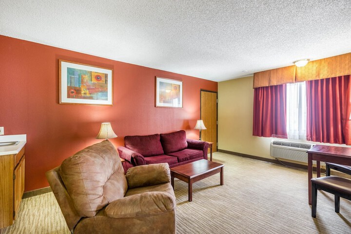 Room 12 of 26