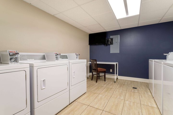 Room 12 of 43