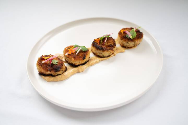 Dining 63 of 125
