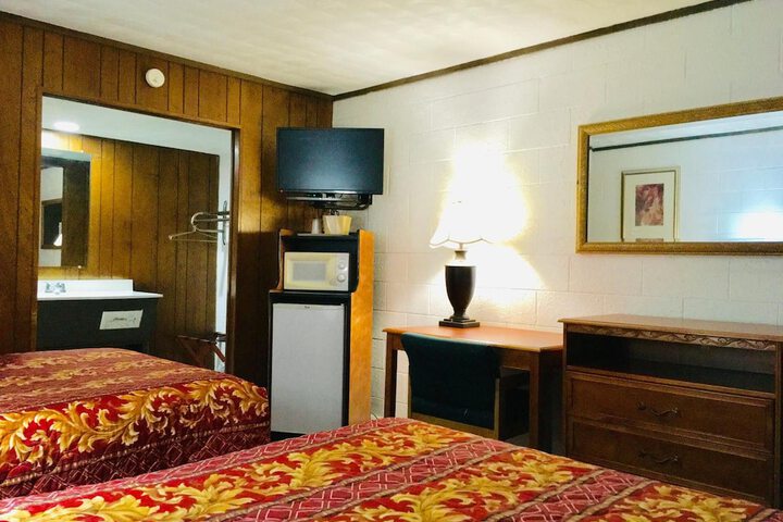 Room 60 of 66