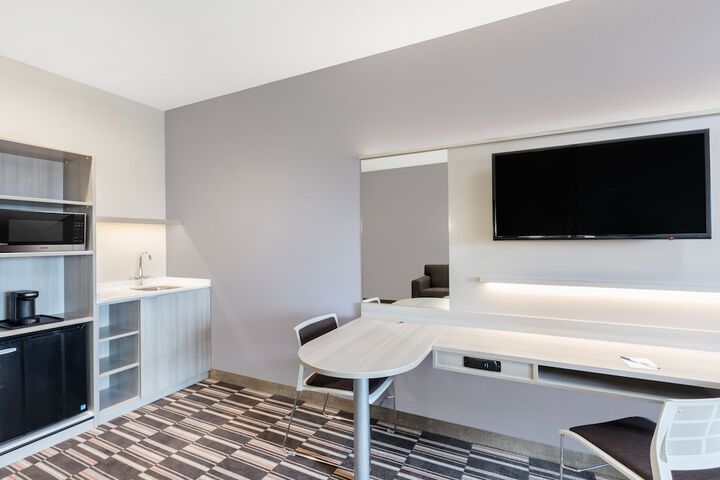 Room 7 of 29